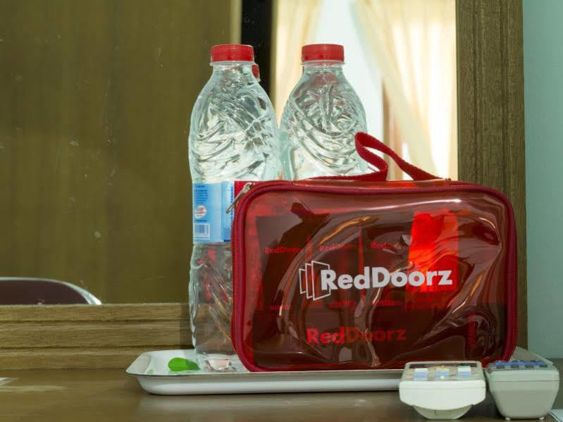 Reddoorz Plus @ Guntur Raya Setiabudi Jakarta Extérieur photo