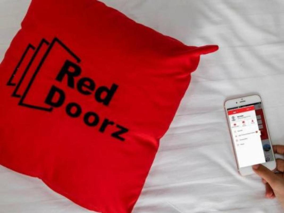 Reddoorz Plus @ Guntur Raya Setiabudi Jakarta Extérieur photo